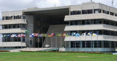 Artigo: Coordenador do MBL participa de sessão em apoio a Lula na AL-BA