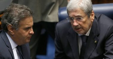 Artigo: Aécio quer indicar peemedebista mineiro para posto de Imbassahy