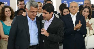 Artigo: Neto nega conversa com o Podemos, mas não descarta