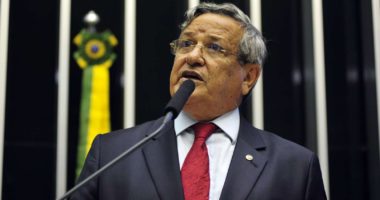 Artigo: Benito Gama nega que esteja de olho no Ministério do Trabalho
