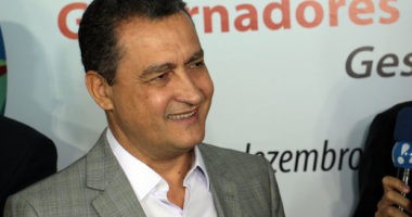 Artigo: Rui autoriza início de obra de contenção de encosta em bairro de Salvador