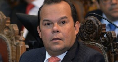 Artigo: ACM Neto exonera Geraldo Júnior da SEMTEL