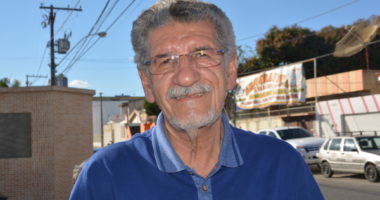 Artigo: Herzem Gusmão anuncia primeira escola municipal Militar em Conquista