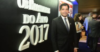 Artigo: ACM Neto recebe Prêmio de Brasileiro do Ano em SP