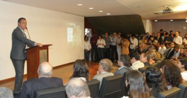 Artigo: Rui detona impasse com União: “Política retrógrada de quinta categoria”