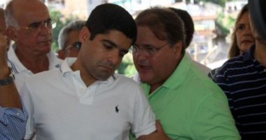 Artigo: ACM Neto tenta se livrar do “problema PMDB”