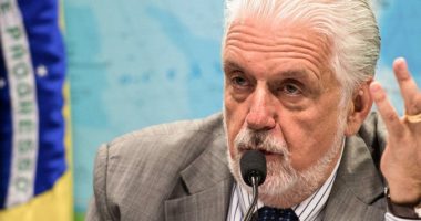 Artigo: Segundo Wagner, relógios apreendidos eram réplicas chinesas