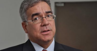 Artigo: Governo fomenta duas CPI contra prefeitura