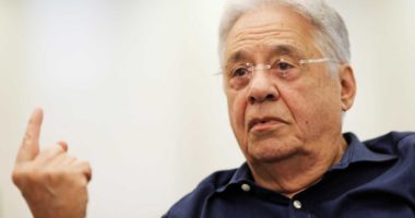 Artigo: FHC nega participação em corrupção no seu governo