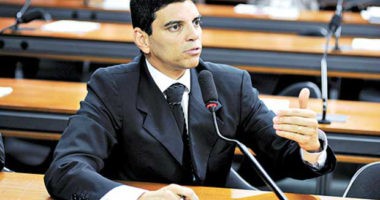 Artigo: Cajado diz que Neto foi ríspido com ele sobre saída do DEM