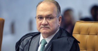 Artigo: Fachin toma posse no TSE com discurso em defesa da urna eletrônica