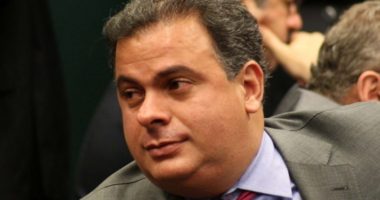 Artigo: “Para que ficar nessa correria toda?”, questiona Bacelar sobre decisão do PR