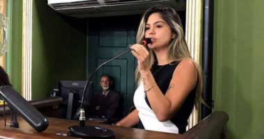 Artigo: Marcelle faz critica sobre o PV ‘é um partido sem lei’