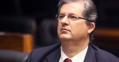 Artigo: Jutahy Magalhães diz que oposição se decidirá “até sexta”