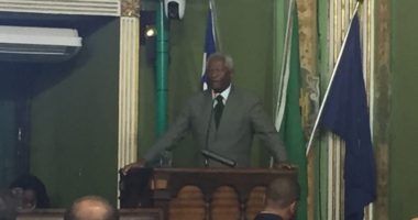 Artigo: Edvaldo afaga Geraldo: nesta Casa há liderança