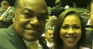 Artigo: Mulher de Samuel Junior ganha cargo