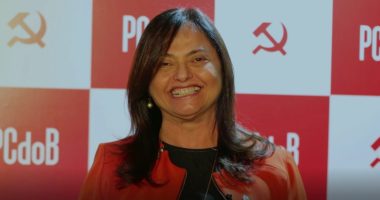 Artigo: Alice no país das maravilhas