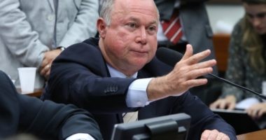 Artigo: “O governador precisa ser claro”