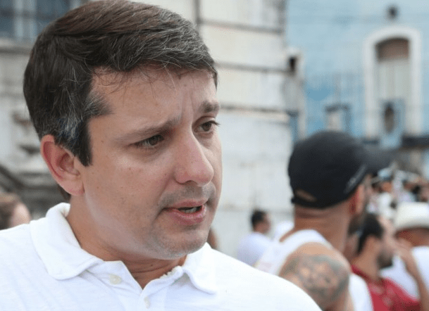 Fabrizzio Muller critica projeto de Bolsonaro - Política ao Vivo