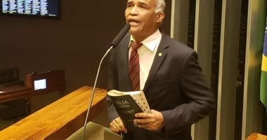 Artigo: Isidório fala sobre voto a favor da reforma