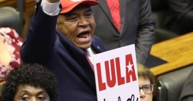 Artigo: “Ele tem que participar na ajuda da escolha do candidato”