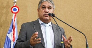 Artigo: Rosemberg Pinto lembra operação da PF após ataque de Robinho contra o PT