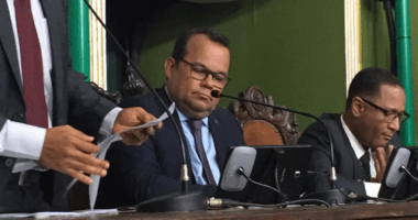 Artigo: Câmara de Salvador ignora o coronavírus, registra jornal