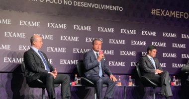 Artigo: Rui pede revisão de pacto federativo