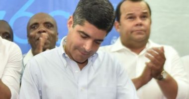 Artigo: Ao lado dos empresários, Geraldo volta a pressionar ACM Neto