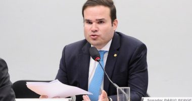 Artigo: Candidatura de Mirela favorece Moema, avalia Cacá Leão