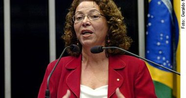 Artigo: Ex-senadora do PT diz que baianos esqueceram o Lula Livre