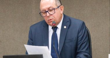 Artigo: Arimateia reclama de Alan Castro