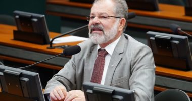 Artigo: Marcelo Nilo acusa Rui de esquecer aliados antigos para prestigiar ex-carlistas