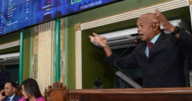 Artigo: Moisés Rocha parabeniza Olívia Santana e se “oferece” como candidato em 2020