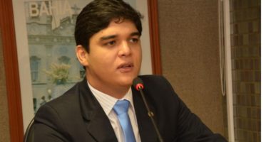 Artigo: Vitor Bonfim seria cabeça de movimento, diz site