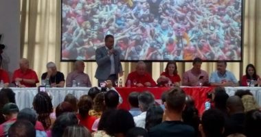 Artigo: Ao lado de Lula, Rui alfineta Bolsonaro