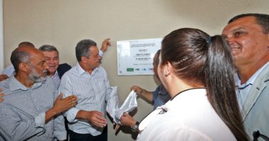 Artigo: Comunicação de Rui exclui Elinaldo de inauguração