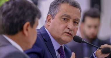 Artigo: Justiça pode impedir venda do Colégio Odorico Tavares