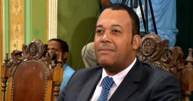 Artigo: O que Beca acrescenta a um partido?