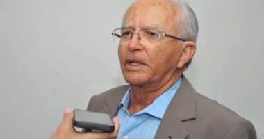 Artigo: Prefeito de Paulo Afonso vai para Sergipe e reabre comércio na cidade