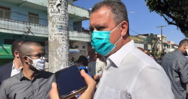 Artigo: “Prefiro conversar com o candidato eleito”, diz Rui sobre Carnaval 2021