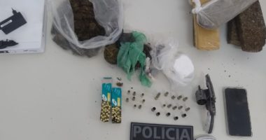 Artigo: Serrinha: operação prende duas mulheres além de arma e drogas