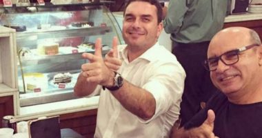 Artigo: Queiroz está confiante em ter apoio da família Bolsonaro para sua candidatura