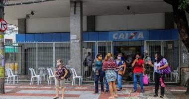 Artigo: Caixa paga auxílio emergencial a nascidos em agosto