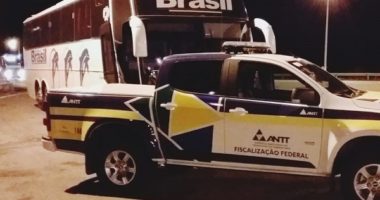 Artigo: ANTT apreende 12 ônibus com irregularidades