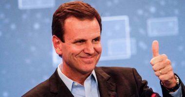 Artigo: Turistas sem vacinas não serão bem-vindos no Rio de Janeiro, diz prefeito