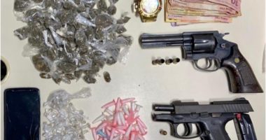 Artigo: Dois jovens são mortos em confronto com a PM