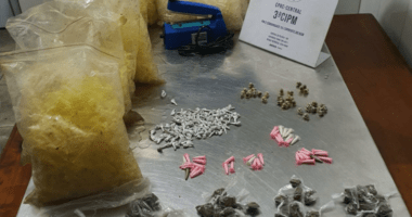 Artigo: Dupla é presa com drogas em Águas Claras