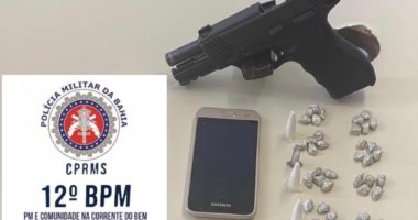 Artigo: Camaçari: PM apreende submetralhadora, pistola, revólver e munições