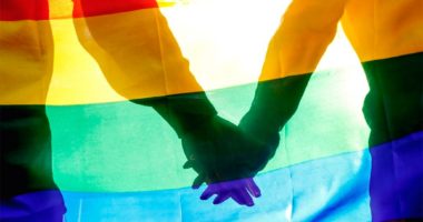 Artigo: ACM Neto regulamenta lei que pune LGBTfobia em estabelecimentos